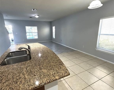 4714 Chatterton Way - Photo Thumbnail 14
