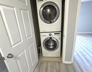 4714 Chatterton Way - Photo Thumbnail 20