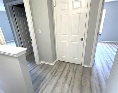 4714 Chatterton Way - Photo Thumbnail 19