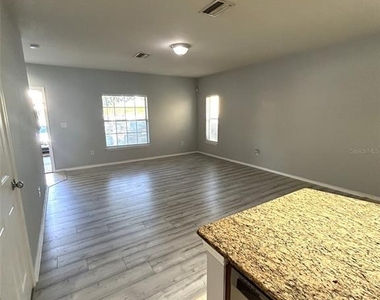 4714 Chatterton Way - Photo Thumbnail 15