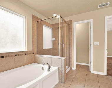 16405 Egret Crossing Lane - Photo Thumbnail 19