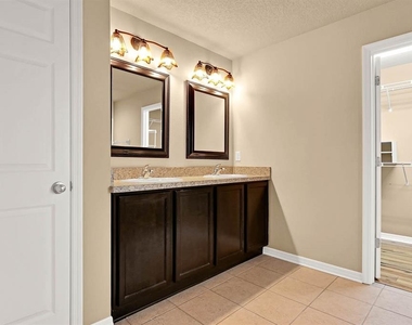 16405 Egret Crossing Lane - Photo Thumbnail 20