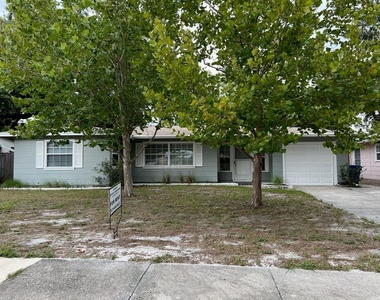 818 Scotland Street - Photo Thumbnail 1