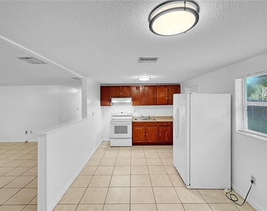1821 Bellgrove Street - Photo Thumbnail 4