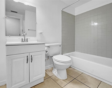 1821 Bellgrove Street - Photo Thumbnail 8