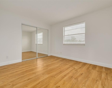 5715 S Dale Mabry Highway - Photo Thumbnail 18