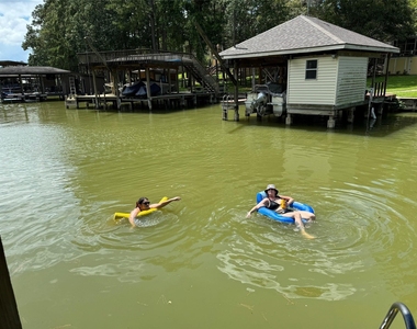 270 Lake Grove Drive - Photo Thumbnail 36