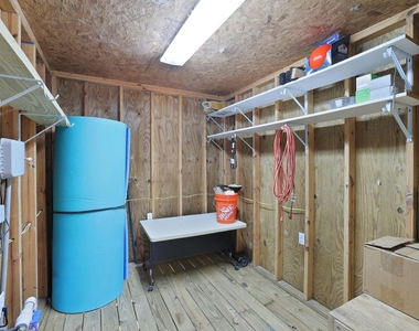 270 Lake Grove Drive - Photo Thumbnail 34