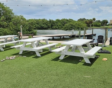 2617 Cove Cay Drive - Photo Thumbnail 19