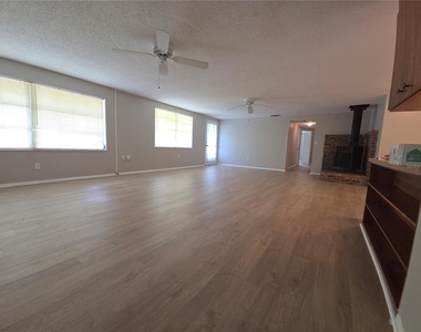 4136 S Lockwood Ridge Road - Photo Thumbnail 6