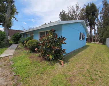 4136 S Lockwood Ridge Road - Photo Thumbnail 1