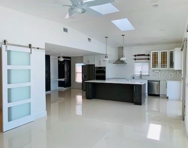14162 W Parsley Drive - Photo Thumbnail 5