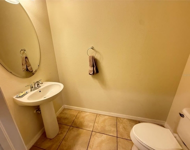 9154 Hillcroft Drive - Photo Thumbnail 21