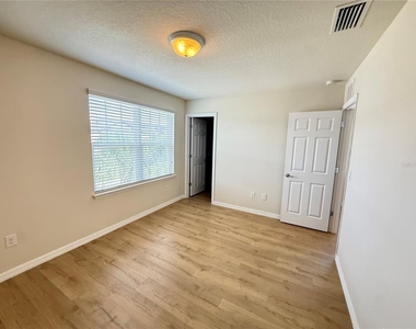 9154 Hillcroft Drive - Photo Thumbnail 38
