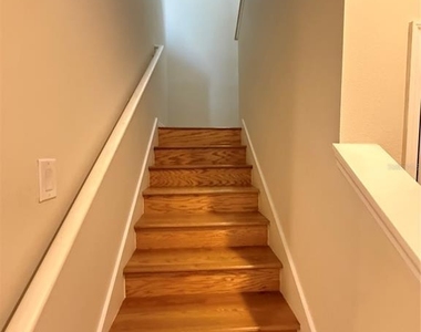 9154 Hillcroft Drive - Photo Thumbnail 23