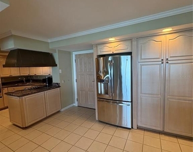 675 S Gulfview Boulevard - Photo Thumbnail 14