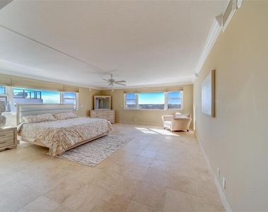 675 S Gulfview Boulevard - Photo Thumbnail 22