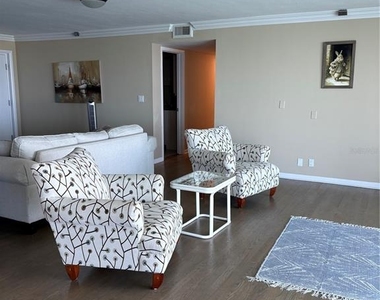 675 S Gulfview Boulevard - Photo Thumbnail 11
