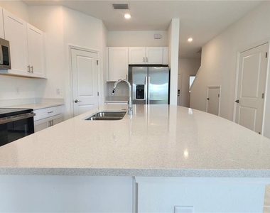 16656 Bergamo Place - Photo Thumbnail 8