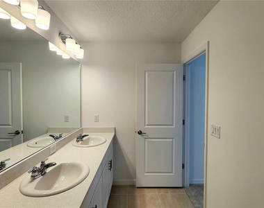 16656 Bergamo Place - Photo Thumbnail 31