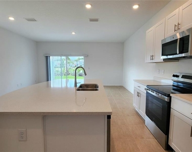 16656 Bergamo Place - Photo Thumbnail 4