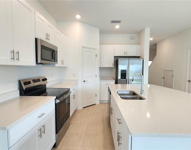 16656 Bergamo Place - Photo Thumbnail 6