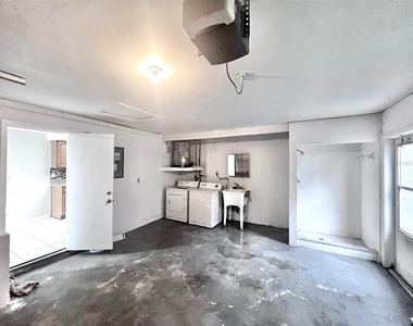 7204 Isle Drive - Photo Thumbnail 31