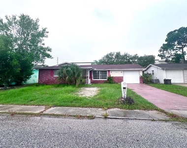 7204 Isle Drive - Photo Thumbnail 30