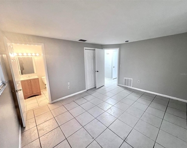 7204 Isle Drive - Photo Thumbnail 22