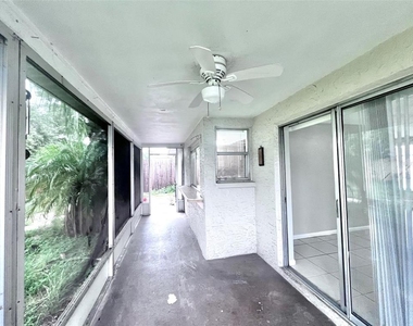 7204 Isle Drive - Photo Thumbnail 15