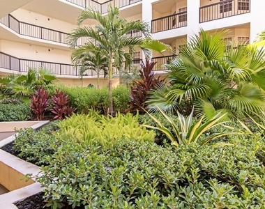 1002 S Harbour Island Boulevard - Photo Thumbnail 3