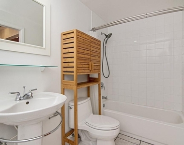 1002 S Harbour Island Boulevard - Photo Thumbnail 30