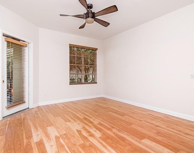1002 S Harbour Island Boulevard - Photo Thumbnail 22