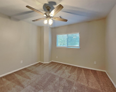 1622 Sandy Park Drive - Photo Thumbnail 13