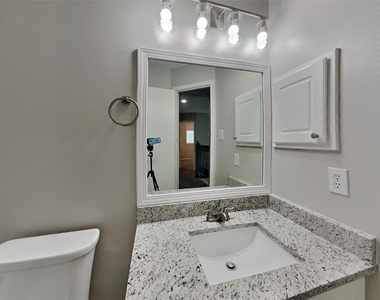 1622 Sandy Park Drive - Photo Thumbnail 15