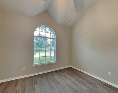 1622 Sandy Park Drive - Photo Thumbnail 1
