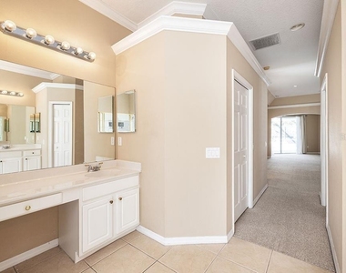 5028 Ashington Landing Drive - Photo Thumbnail 23