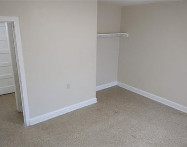 1911 W 26th Street - Photo Thumbnail 4