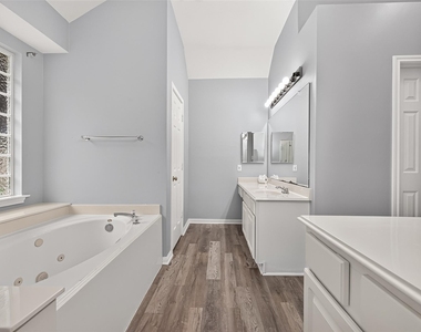 14531 Chestnut Falls Drive - Photo Thumbnail 28