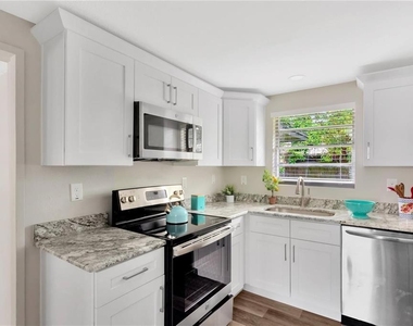 4105 W Mango Avenue - Photo Thumbnail 4