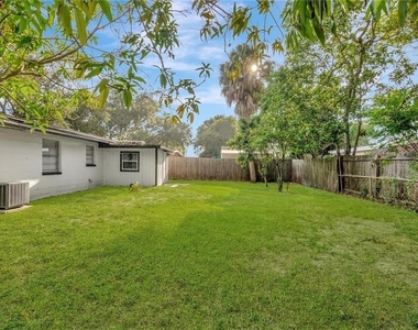 4105 W Mango Avenue - Photo Thumbnail 25