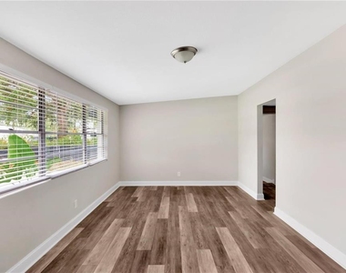 4105 W Mango Avenue - Photo Thumbnail 13
