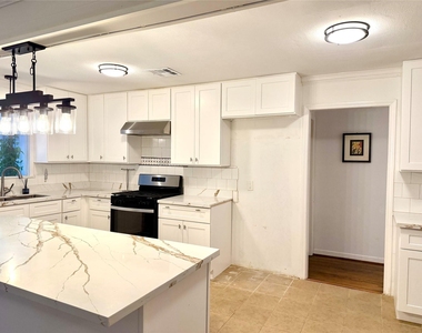 4128 Bissonnet Street - Photo Thumbnail 12
