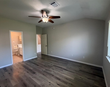 3715 Humble Drive - Photo Thumbnail 14