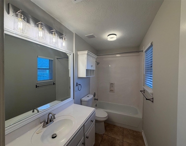 3715 Humble Drive - Photo Thumbnail 18