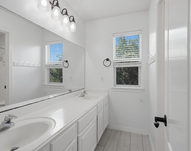 19114 Canyon Vista Court - Photo Thumbnail 19