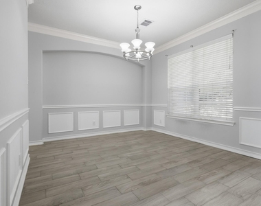 19114 Canyon Vista Court - Photo Thumbnail 12