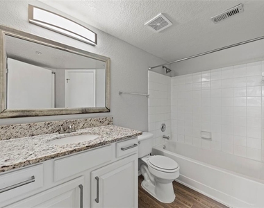 2212 Grand Cayman Court - Photo Thumbnail 5