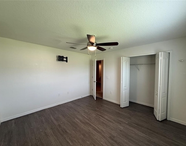 3439 Rodrick Circle - Photo Thumbnail 9