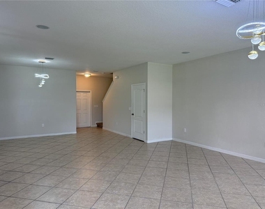 3439 Rodrick Circle - Photo Thumbnail 7